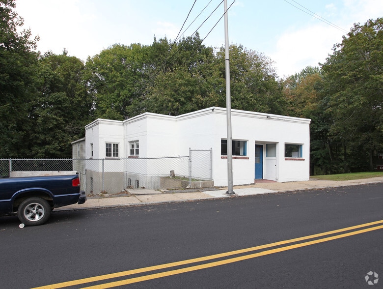 Primary Photo Of 54 Commercial St, Palmer Restaurant For Sale