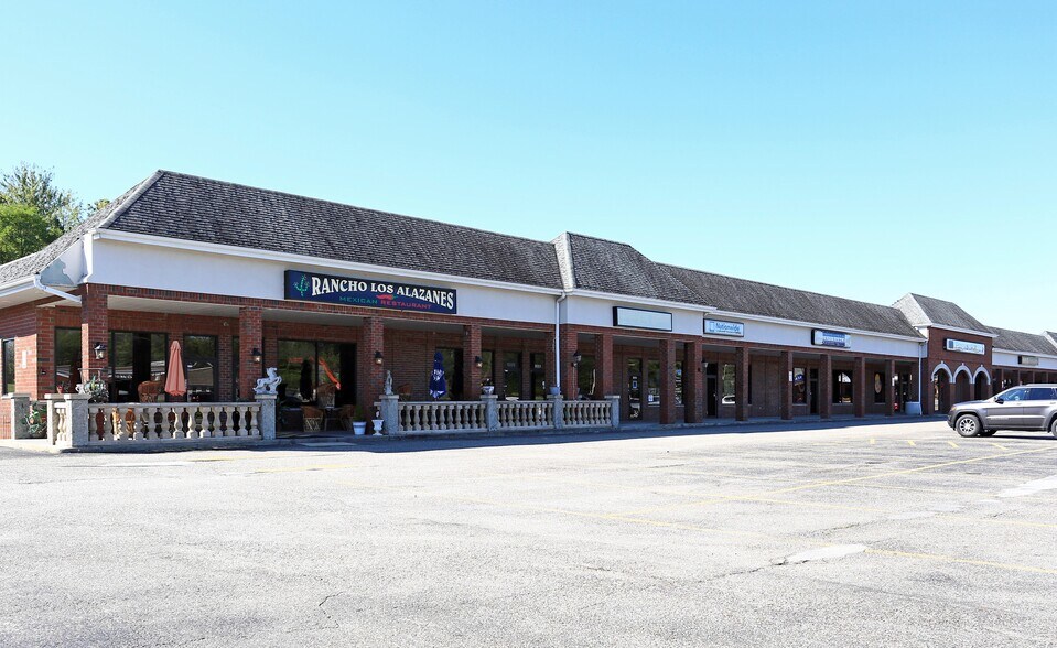 More Photos Of 8001-8053 Mayfield Rd, Chesterland General Retail For Lease