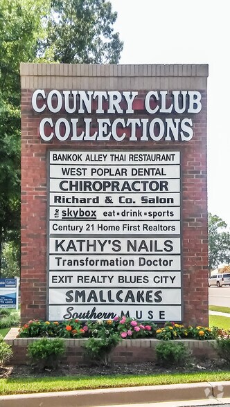 More Photos Of 2150 W Poplar Ave, Collierville Storefront Retail Office For Lease