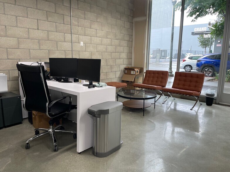 More Photos Of 1050 S Grand Ave, Los Angeles Apartments For Sale