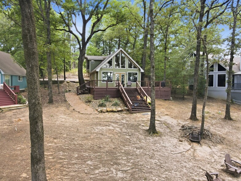 More Photos Of 104 Barker Creek Dr, Scroggins Specialty For Sale