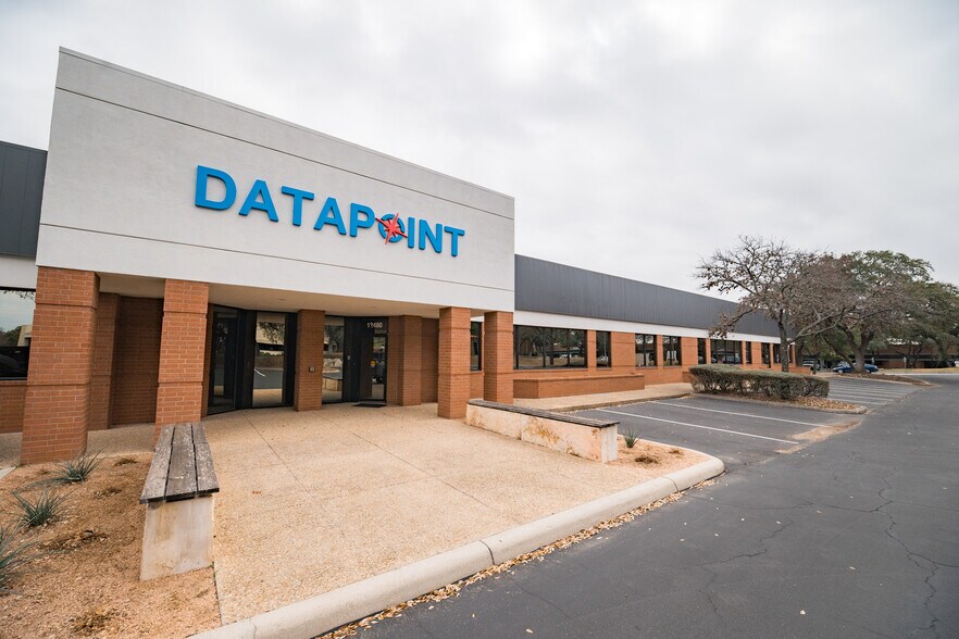 More Photos Of 12450 Network Blvd, San Antonio Unknown For Lease