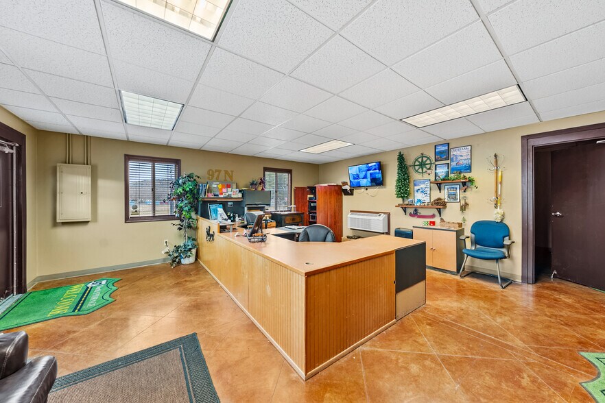 More Photos Of 4851 Highway 97 N, Klamath Falls Self Storage For Sale