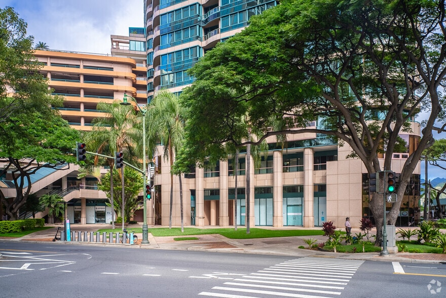 More Photos Of 1888 Kalakaua Ave, Honolulu Apartments For Lease