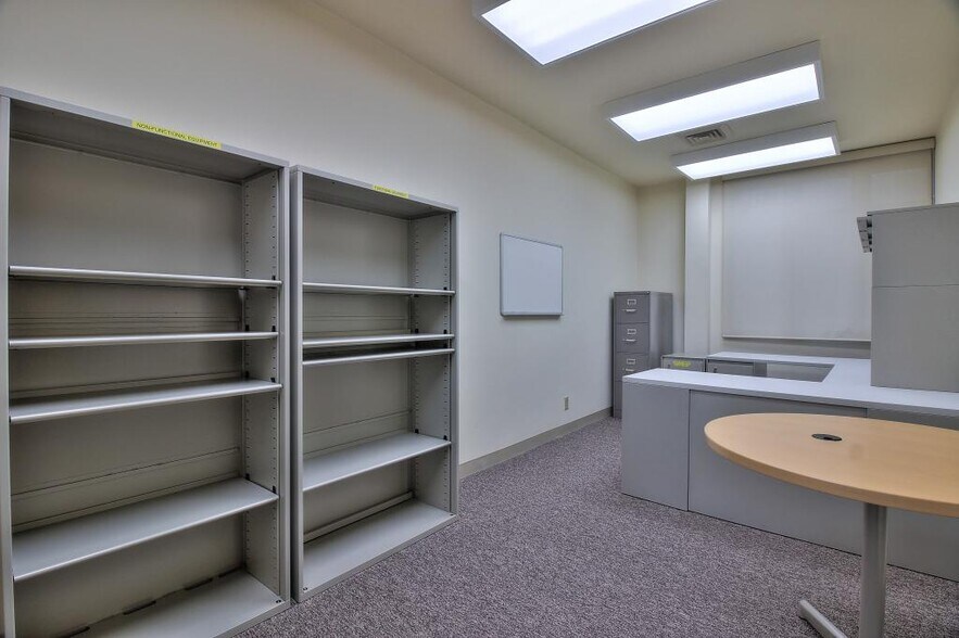 More Photos Of 400 Camino Aguajito, Monterey Office For Sale