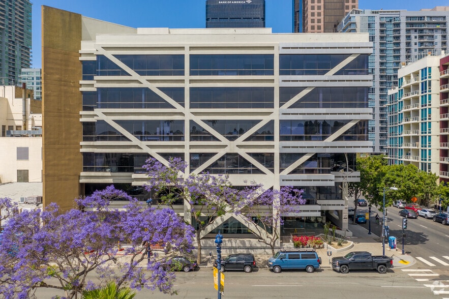 More Photos Of 925 B St, San Diego Office For Sale