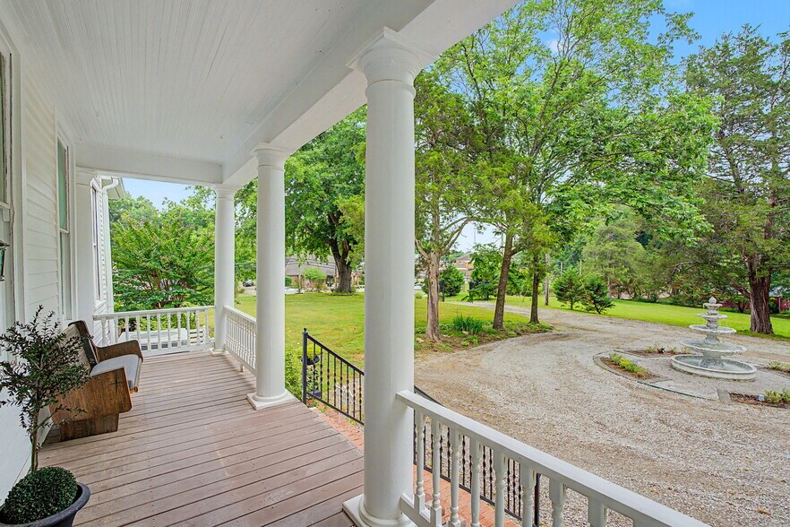 More Photos Of 118 Hwy 309 S, Byhalia Lodge Meeting Hall For Sale