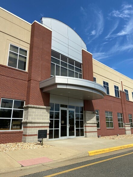 More Photos Of 39 Tech Pky, Stafford Office For Lease