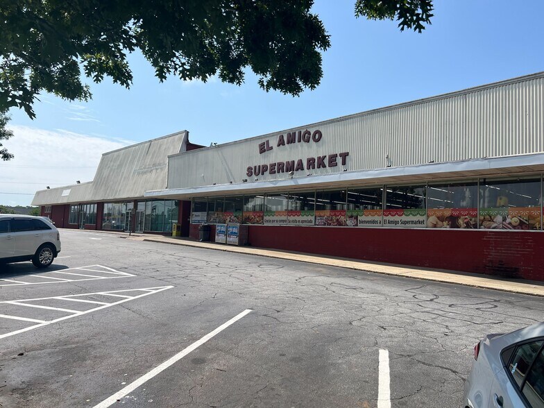 Primary Photo Of 17 Smith St, Fairburn Unknown For Lease