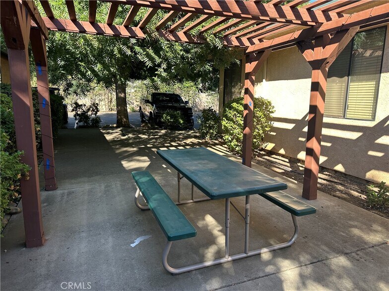 More Photos Of 289 Rio Lindo Ave, Chico Office For Lease
