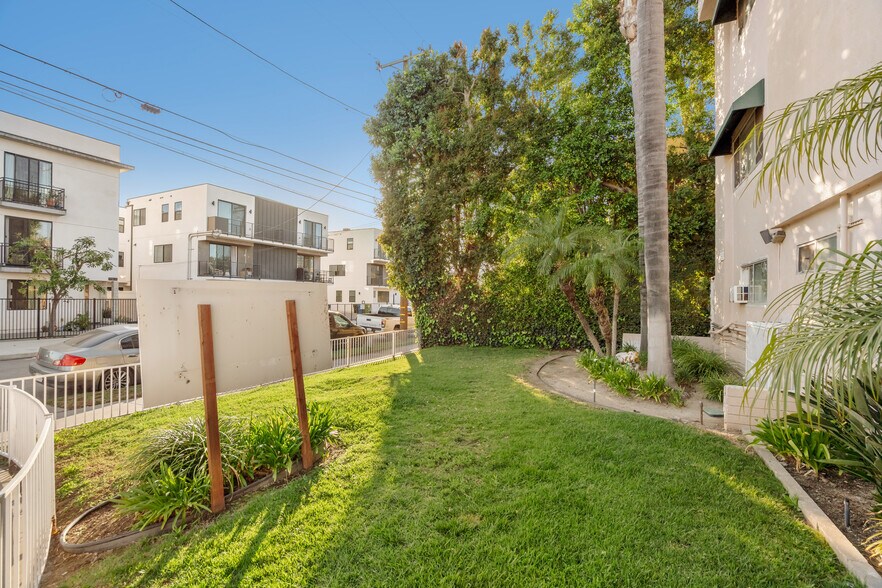 More Photos Of 11725 Gilmore St, North Hollywood Apartments For Sale