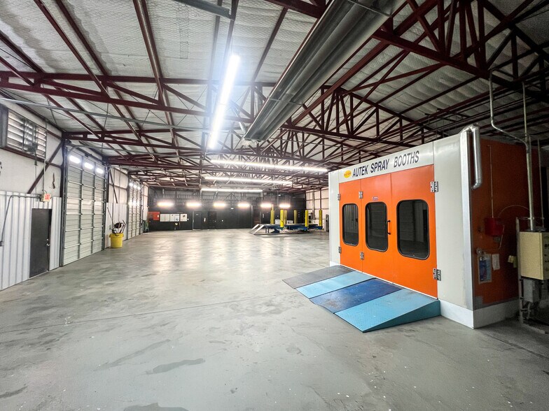 More Photos Of 2308 Icenhour Ct, Lenoir Industrial For Lease