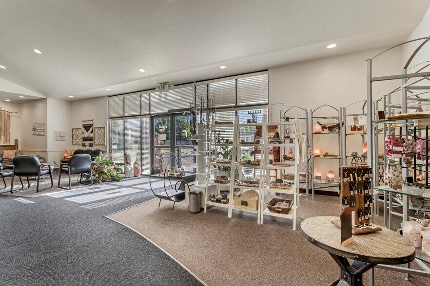 More Photos Of 1042 E 220 N, American Fork Medical For Sale