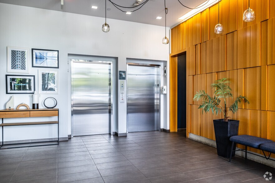 More Photos Of 225 Centre St, Boston Apartments For Lease