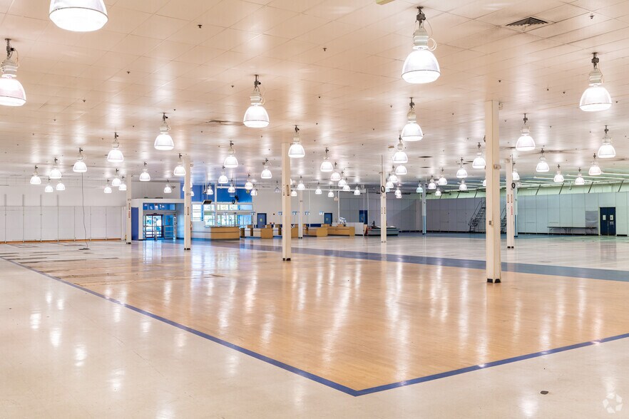 More Photos Of 718-760 W Hammer Ln, Stockton Unknown For Lease