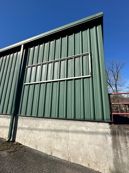 More Photos Of 213 Hart Street, Clarksburg Self Storage For Sale