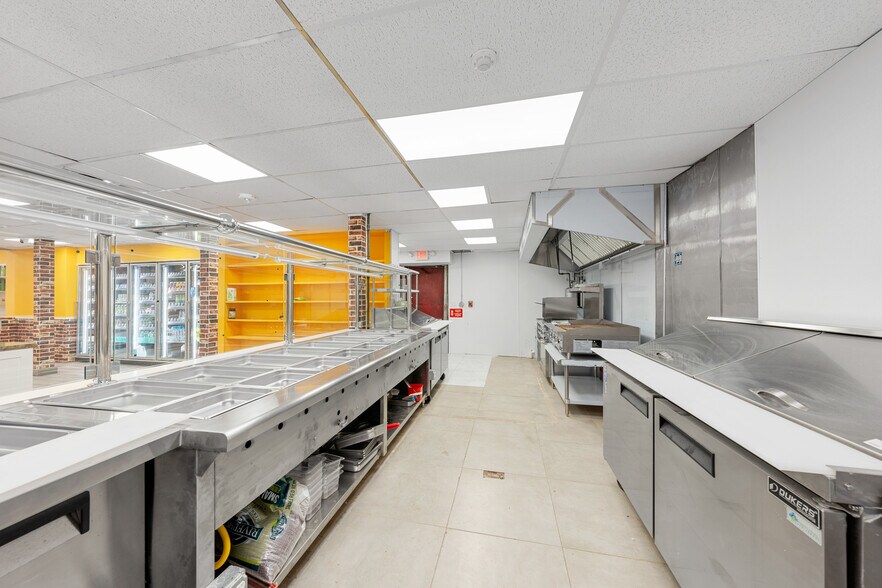 More Photos Of 2815 Montauk Hwy, Brookhaven General Retail For Sale