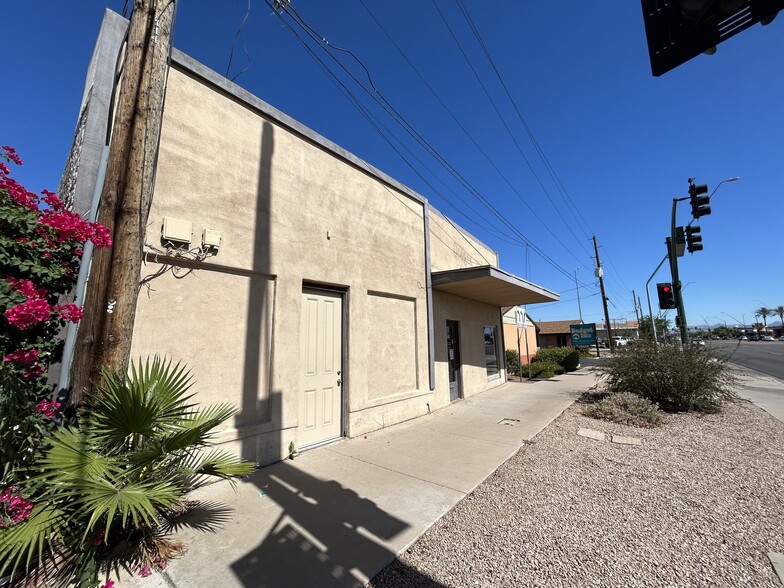 Primary Photo Of 112 S Country Club Dr, Mesa Light Distribution For Sale