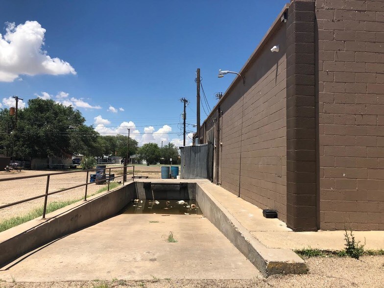 More Photos Of 4820 Avenue Q, Lubbock Food Processing For Sale