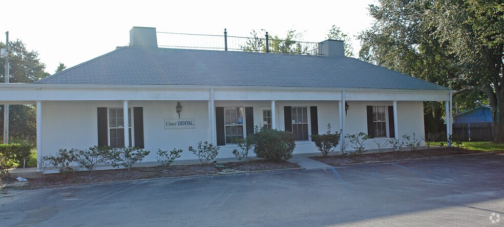 More Photos Of 9030 W Fort Island Trl, Crystal River Medical For Sale