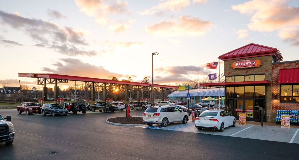 More Photos Of 133 Botanical Blvd, Winchester Convenience Store For Sale