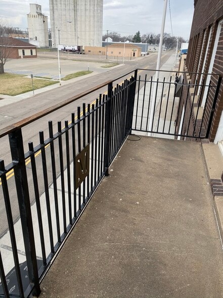 More Photos Of 128 S 5th St, Norfolk Apartments For Sale