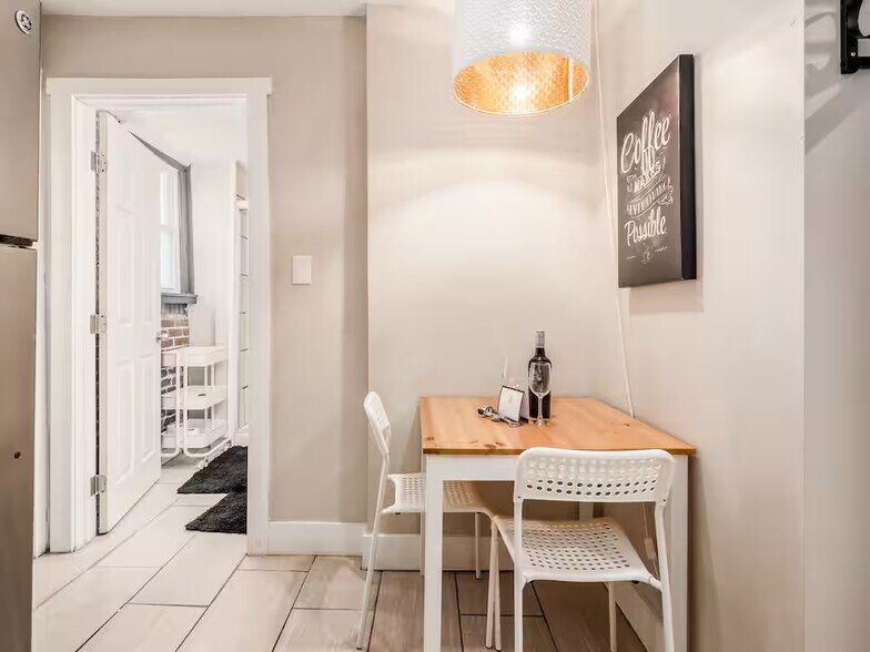 More Photos Of 370-372 Forest St, Columbus Apartments For Sale
