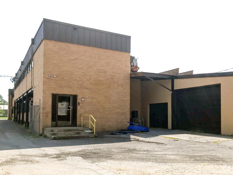 More Photos Of 200 Bob Morrison Blvd, Bristol Manufacturing For Lease