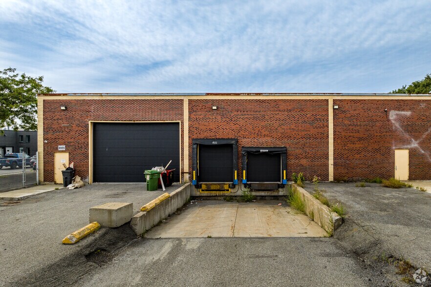 More Photos Of 6950 Boul Couture, Montréal Warehouse For Sale