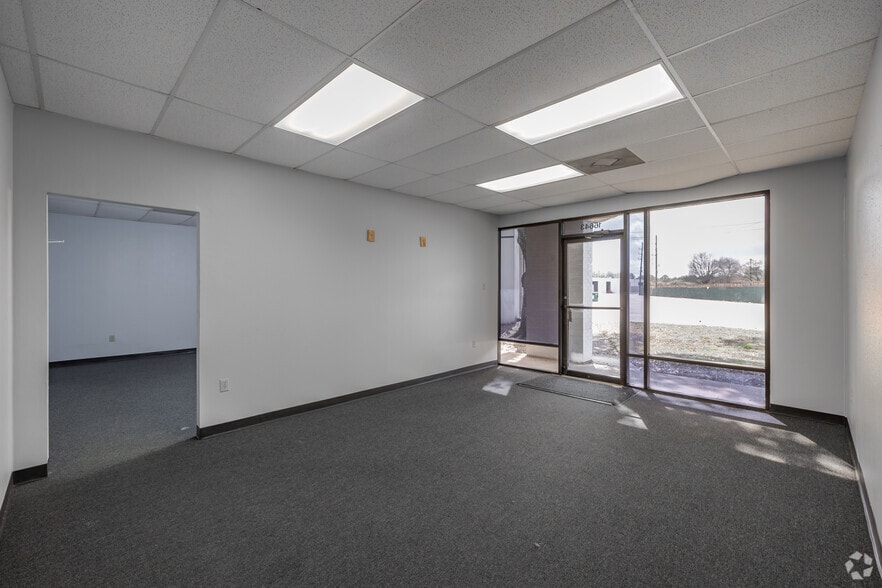 More Photos Of 15534 W Hardy Rd, Houston Unknown For Lease