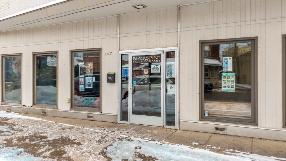 More Photos Of 207 E Hughitt St, Iron Mountain Restaurant For Sale