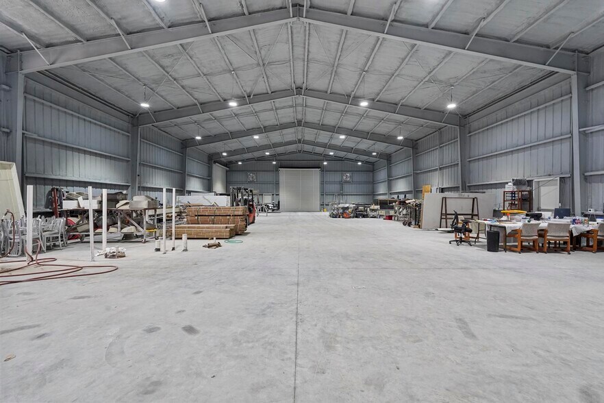 More Photos Of 1979 FM 1903, Caddo Mills Warehouse For Lease