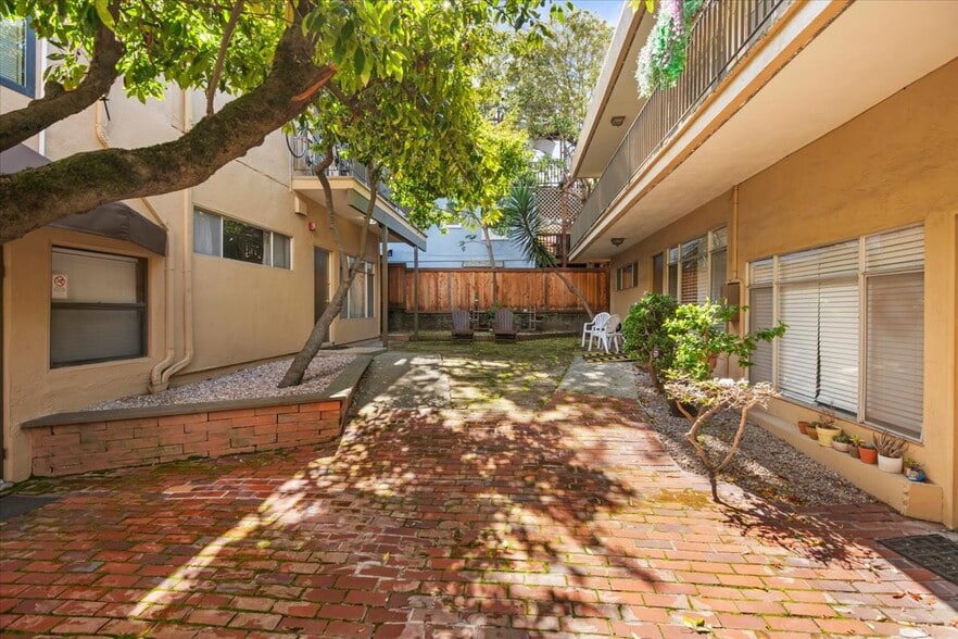 More Photos Of 1430 Josephine St, Berkeley Apartments For Sale