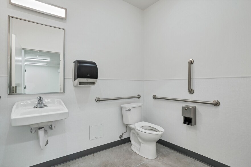 More Photos Of 3664 Candlewood Ct NE, Keizer Unknown For Lease