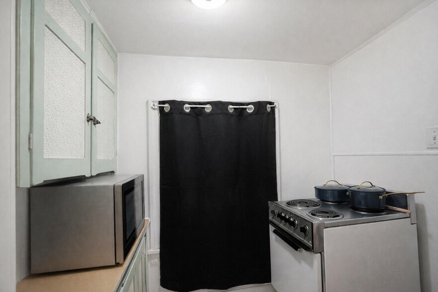 More Photos Of 820 Macon Ave, Canon City Apartments For Sale