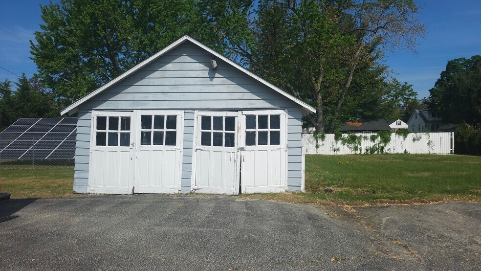 More Photos Of 101 N Broadway, Pennsville Freestanding For Sale