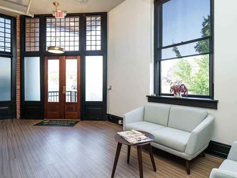 More Photos Of 201 Chatham St, Sanford Office Residential For Sale