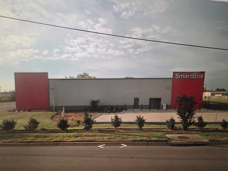 Primary Photo Of 2920 S Zero St, Fort Smith Self Storage For Sale