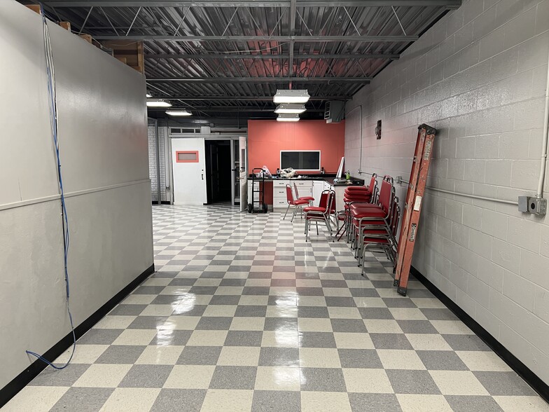 More Photos Of 66 Southgate St, Worcester Research And Development For Sale
