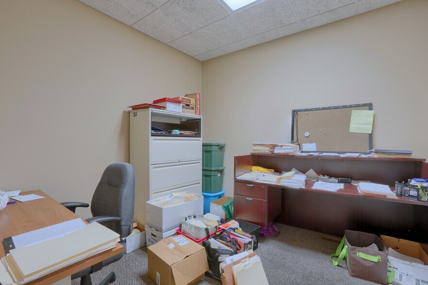 More Photos Of 46819 Garfield Rd, Macomb Medical For Sale