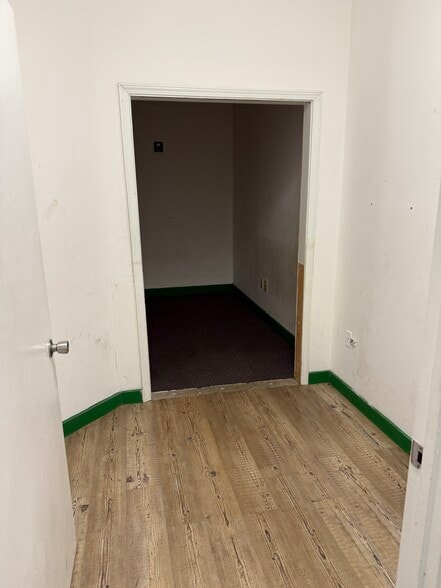 More Photos Of 5150 Buford Hwy NE, Doraville Storefront For Lease