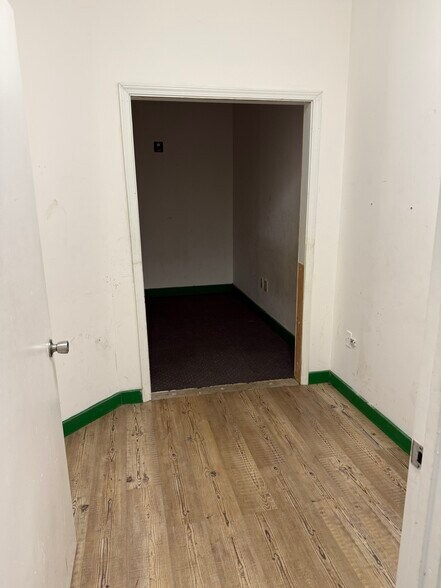 More Photos Of 5150 Buford Hwy NE, Doraville Storefront For Lease
