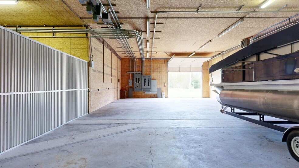 More Photos Of 3837 Sage Lake Rd, Lupton Self Storage For Sale