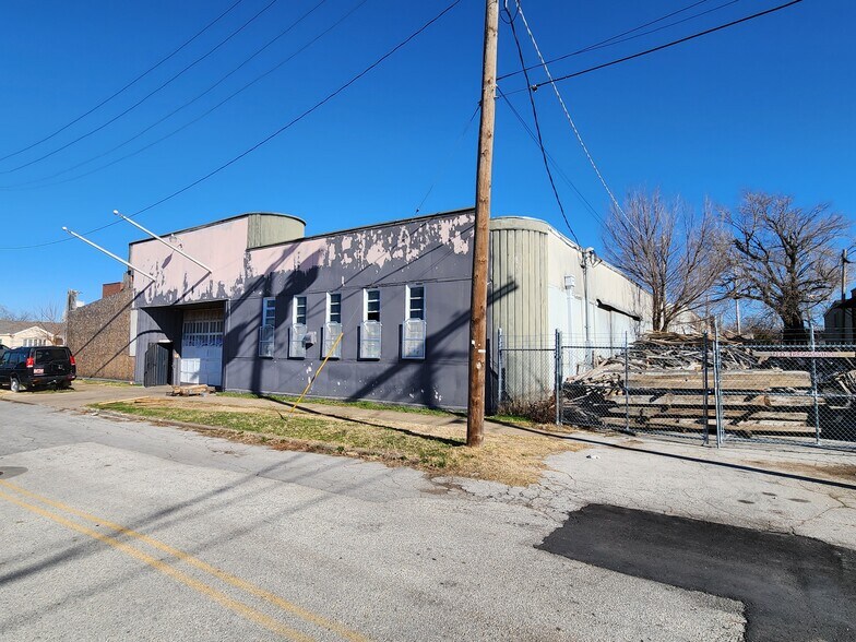 More Photos Of 541 S Troost Ave, Tulsa Manufacturing For Sale