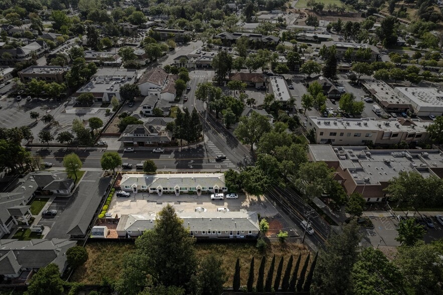 More Photos Of 175 Old Bernal Ave, Pleasanton Apartments For Sale