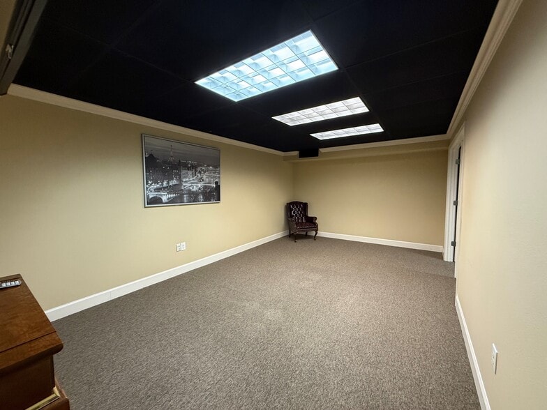 More Photos Of 221 W State Road 434, Longwood Office For Sale