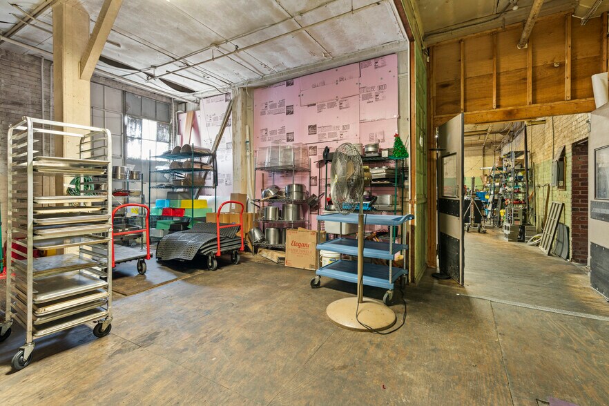 More Photos Of 500 Bridge St, Weissport Restaurant For Sale