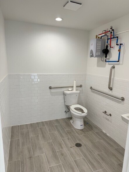 More Photos Of 225-233 Central Ave, East Orange Storefront For Sale