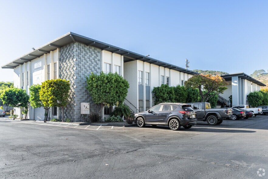 More Photos Of 11696 Sorrento Valley Rd, San Diego Unknown For Lease