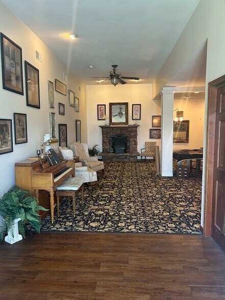 More Photos Of 203 1st St, Martinsburg General Retail For Sale